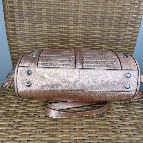 B. Makowsky Metallic Copper Leather Crossbody Bag Tassel Detail Silver Hardware - Picture 9 of 15